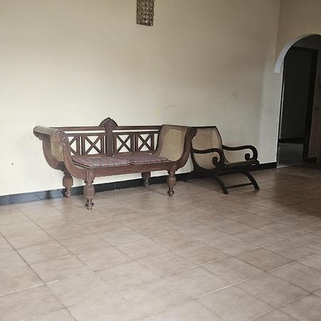 Shalona Holiday Home Гале Екстериор снимка