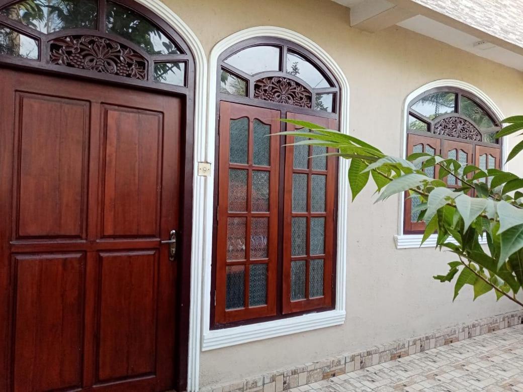Shalona Holiday Home Гале Екстериор снимка
